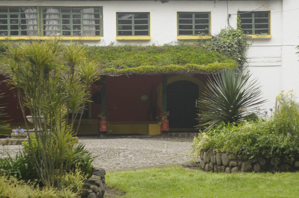 Molino San Juan Bed & Breakfast Cayambe Bagian luar foto
